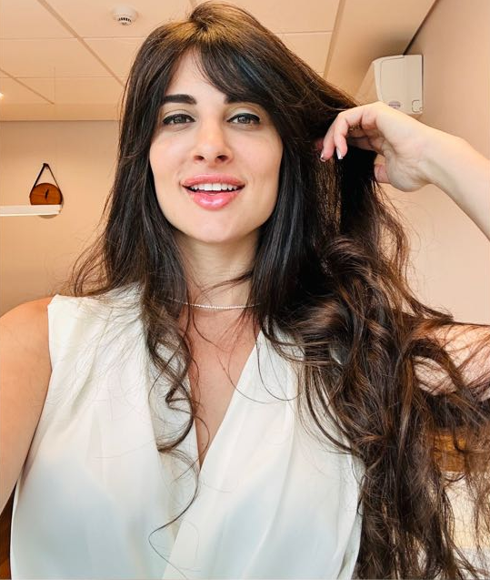 Dra. Tamara - Cirurgiã-dentista especialista em Harmonização Orofacial